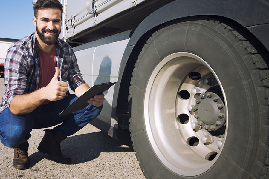 ABTB promove webinar sobre recapagem de pneus 